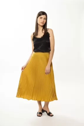 Leila   Luca Enticing Pleated Skirt - Silky Gold